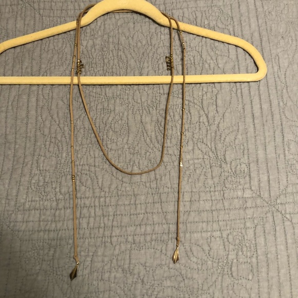 Jewelry - Suede like and gold tone necklace